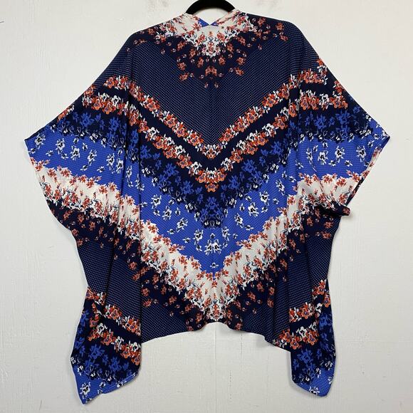 Maurices Blue Floral Boho Poncho Size Small Medium - Picture 5 of 6